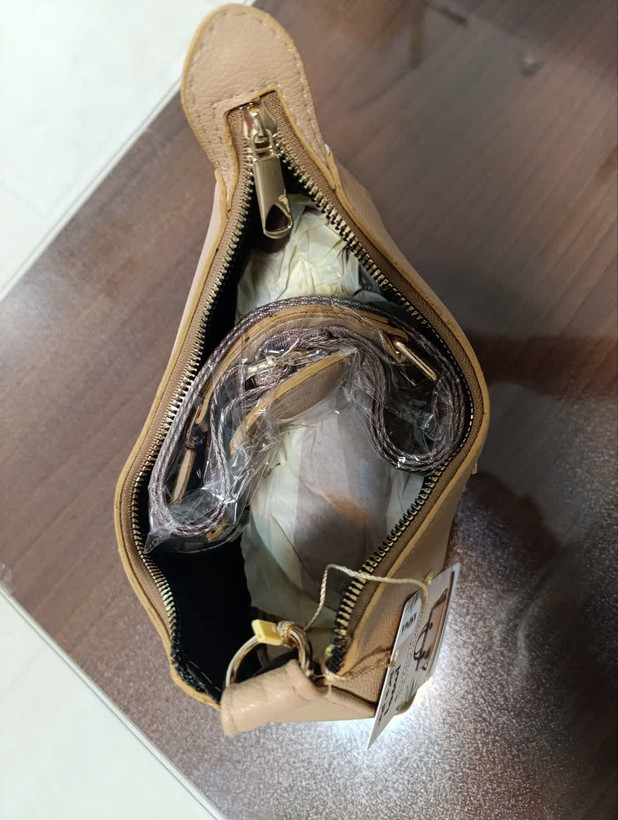 کیف اسپرت دخترانه زنانه دوشی برند بند اسپرت